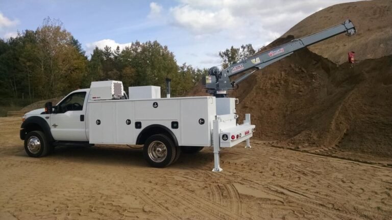 Premier Truck Bodies Welder, Crane & Mechanics Body — supplier reference configuration